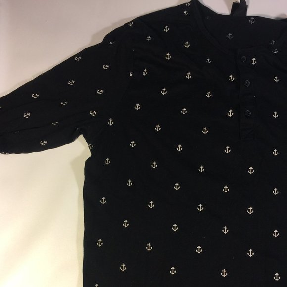 Long Sleeves (T-shirt) - Picture 2 of 3